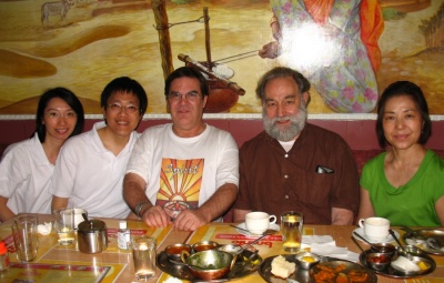 17 May 2009 Lunch with Gene Reeves